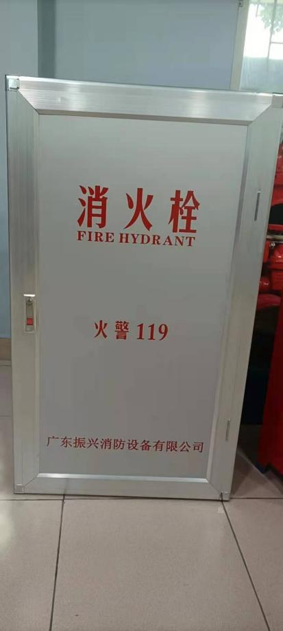 消防栓箱里有哪些器材? 消防栓箱里有哪些器材?